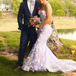 Beautiful corset top prom dress, with reflective butterflies!